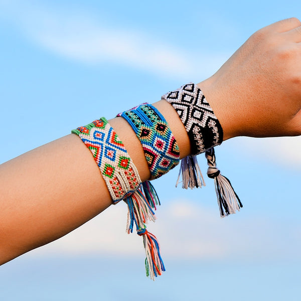 Bohemia Cotton Tassel Weave Rope Friendship Bracelets For Woman Men Handmade Charm Bracelet & Bangle Ethnic Jewelry